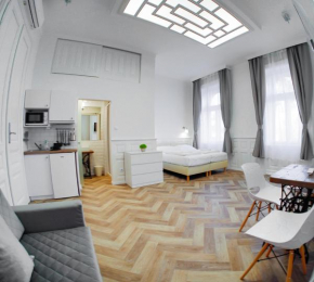Tóni Villa Budapest